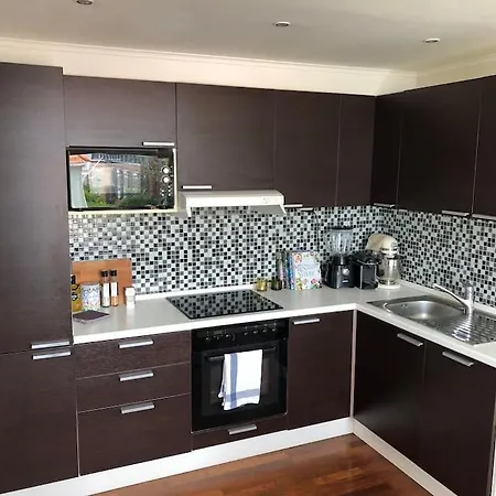 Apartman Sentral Med Fantastisk Utsikt!
